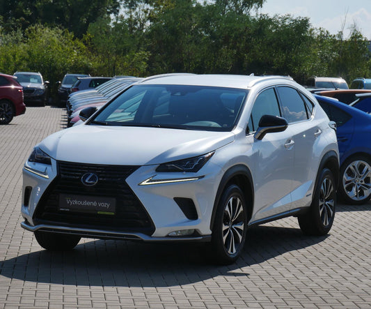 Lexus NX 300h 2.5 145 kW