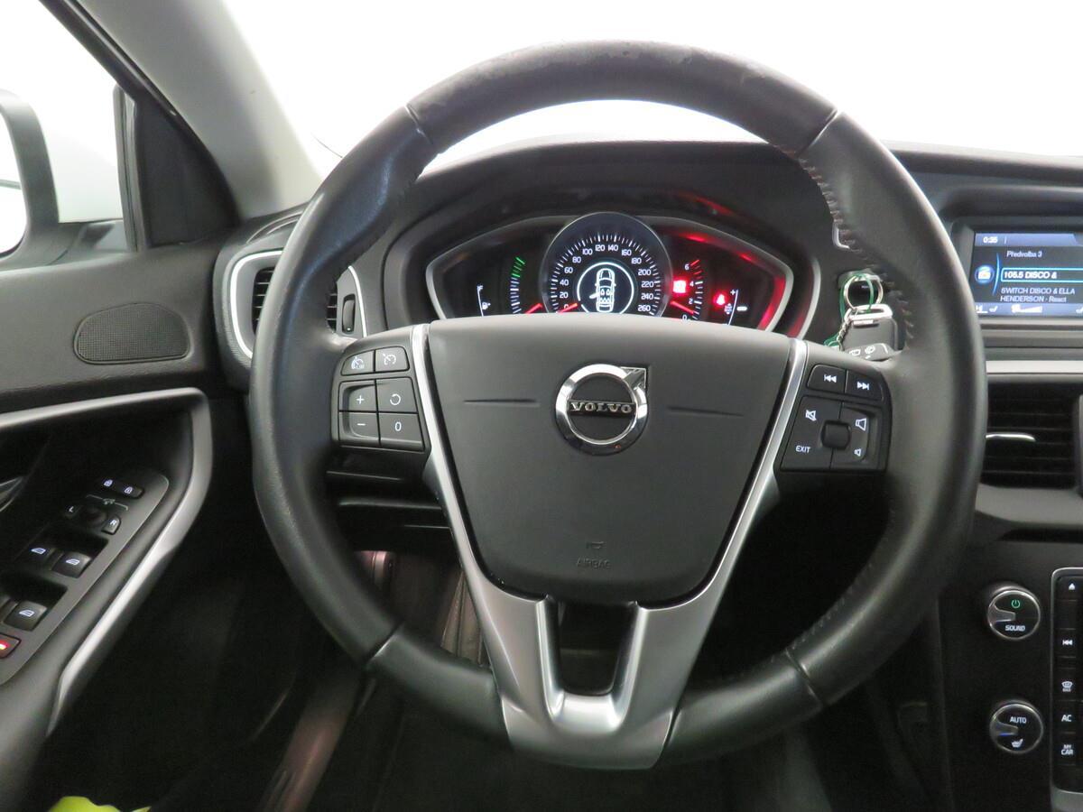 Volvo V40 2.0 D3 110 kW Momentum