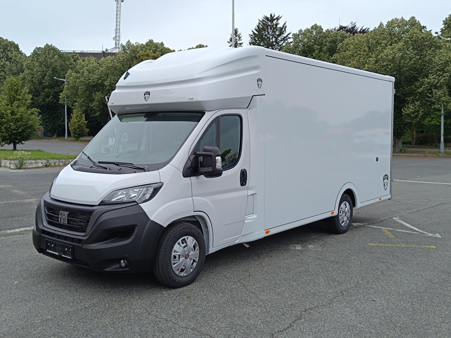 Fiat Ducato Maxi Kabina 2,2 MTJ 180k 9AT 35 L4 nástavba EUROBOX