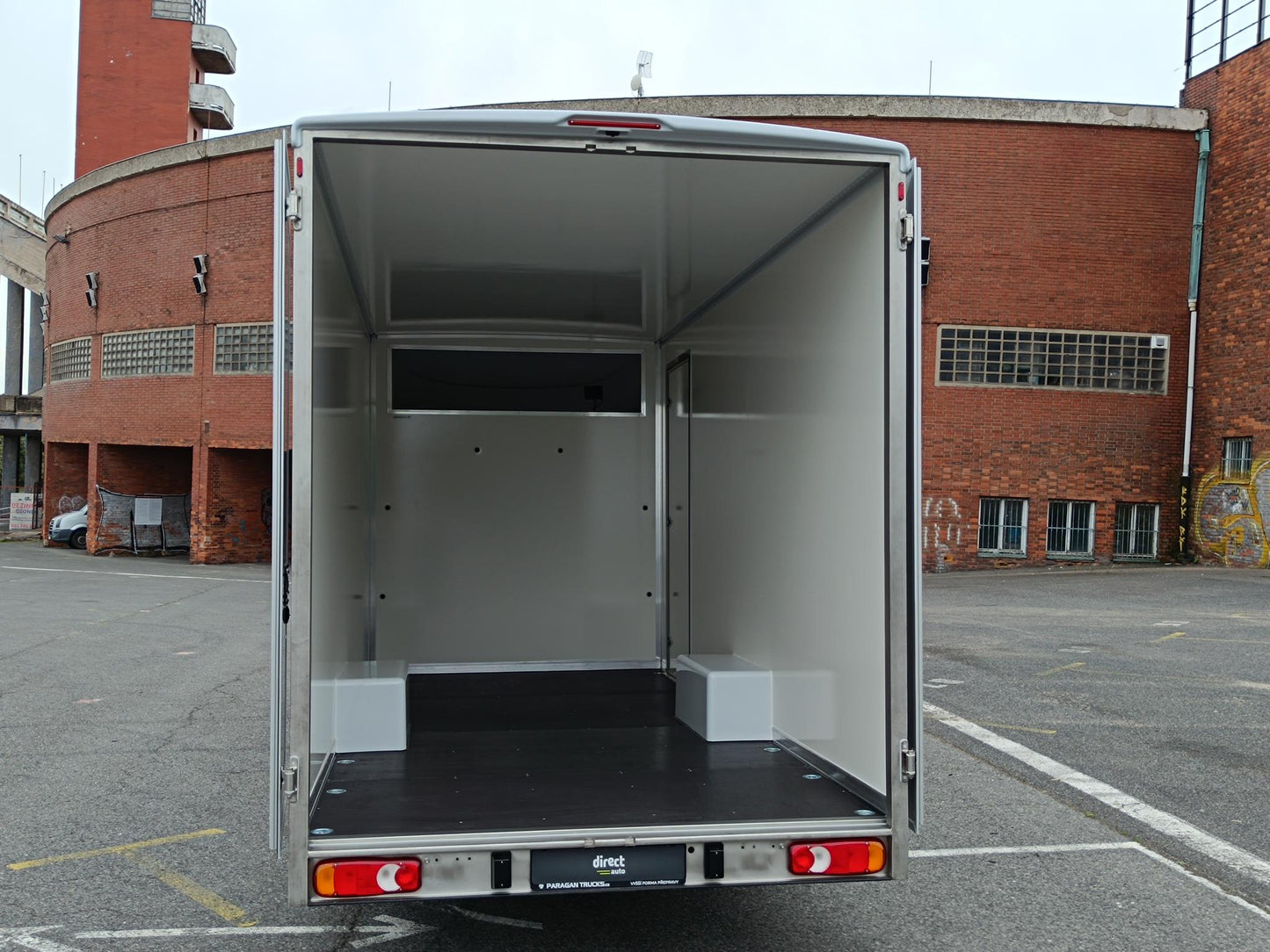 Fiat Ducato Maxi Kabina 2,2 MTJ 180k 9AT 35 L4 nástavba EUROBOX