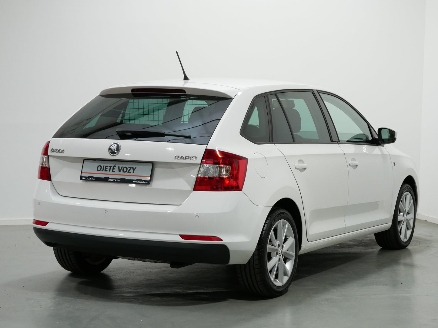 Škoda RAPID SPB AMB TS 77/1.2 M6F