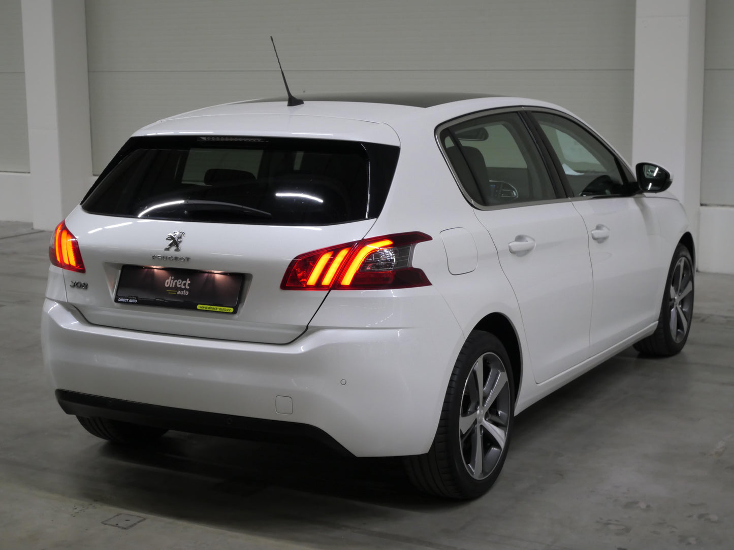 Peugeot 308 1.2 PureTech 96 kW Allure