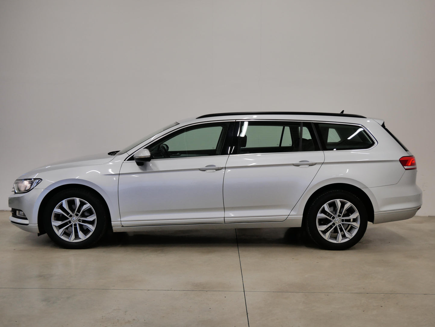 Volkswagen Passat 2.0 TDI 110 kW Comfortline Blu