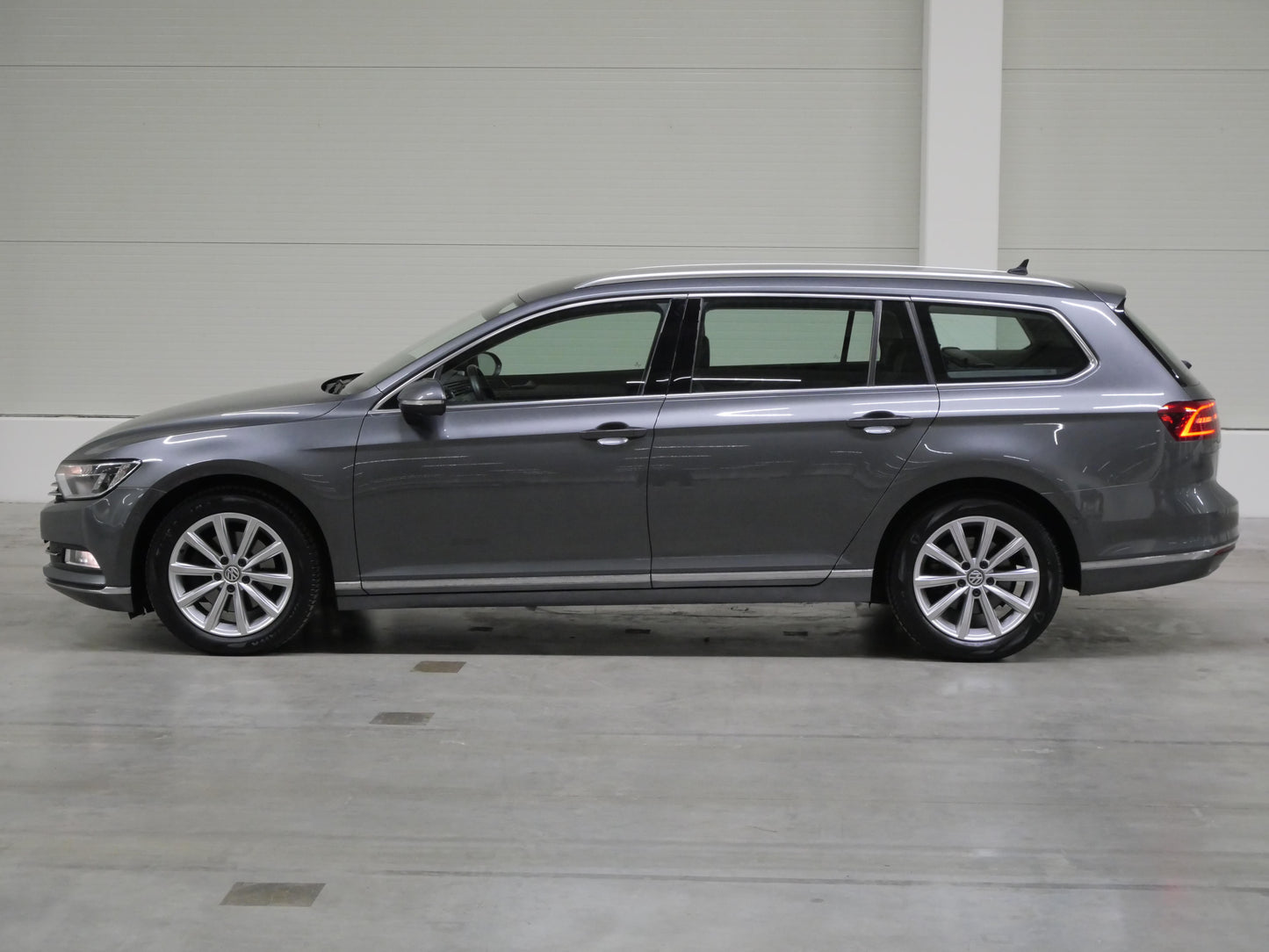 Volkswagen Passat 2.0 TDI 110 kW HIGHLINE