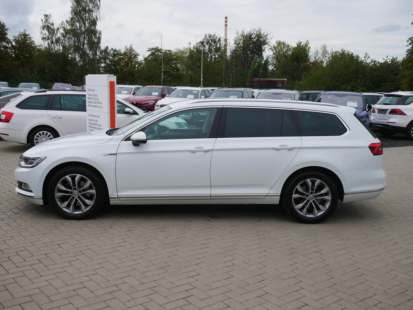 Volkswagen Passat 2.0 TDI 140 kW HIGHLINE