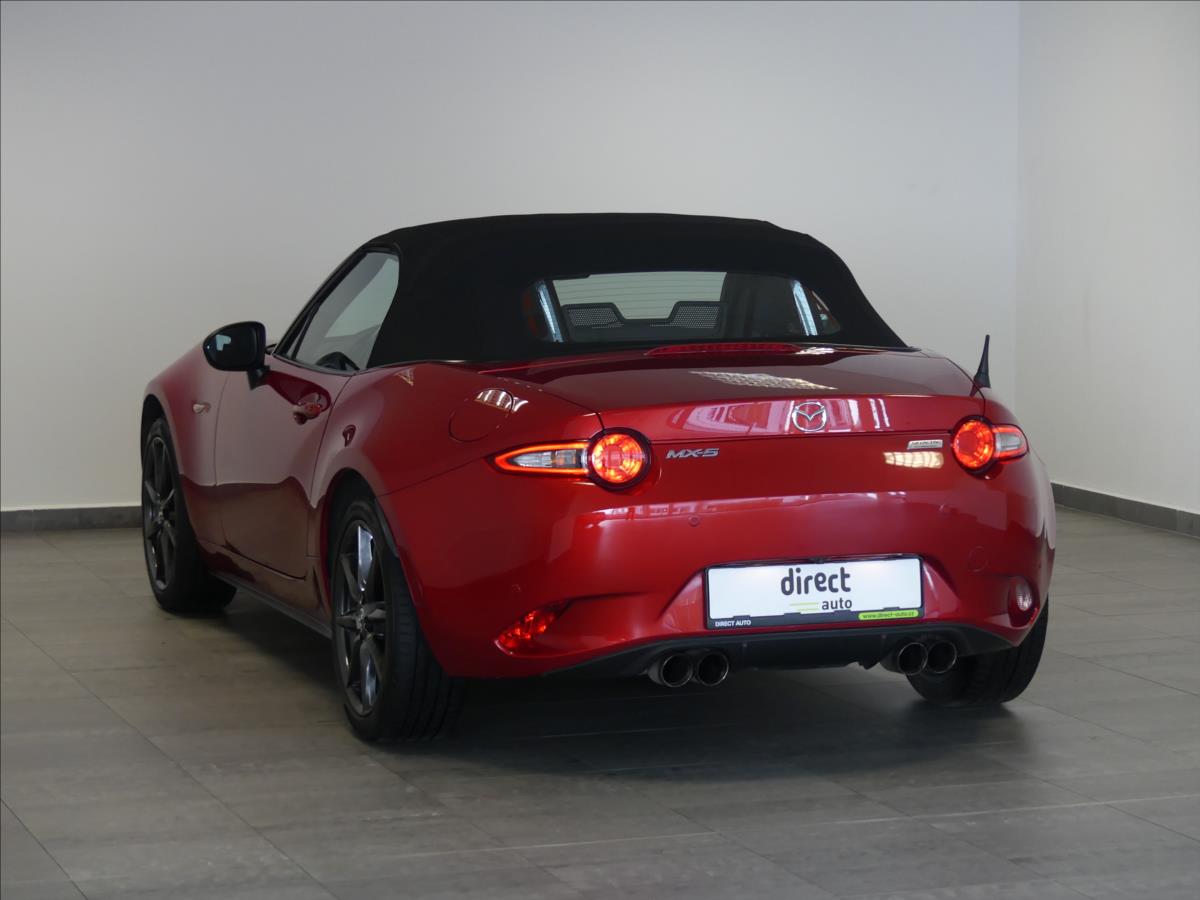 Mazda MX-5 2.0 Skyactiv-G Revolution