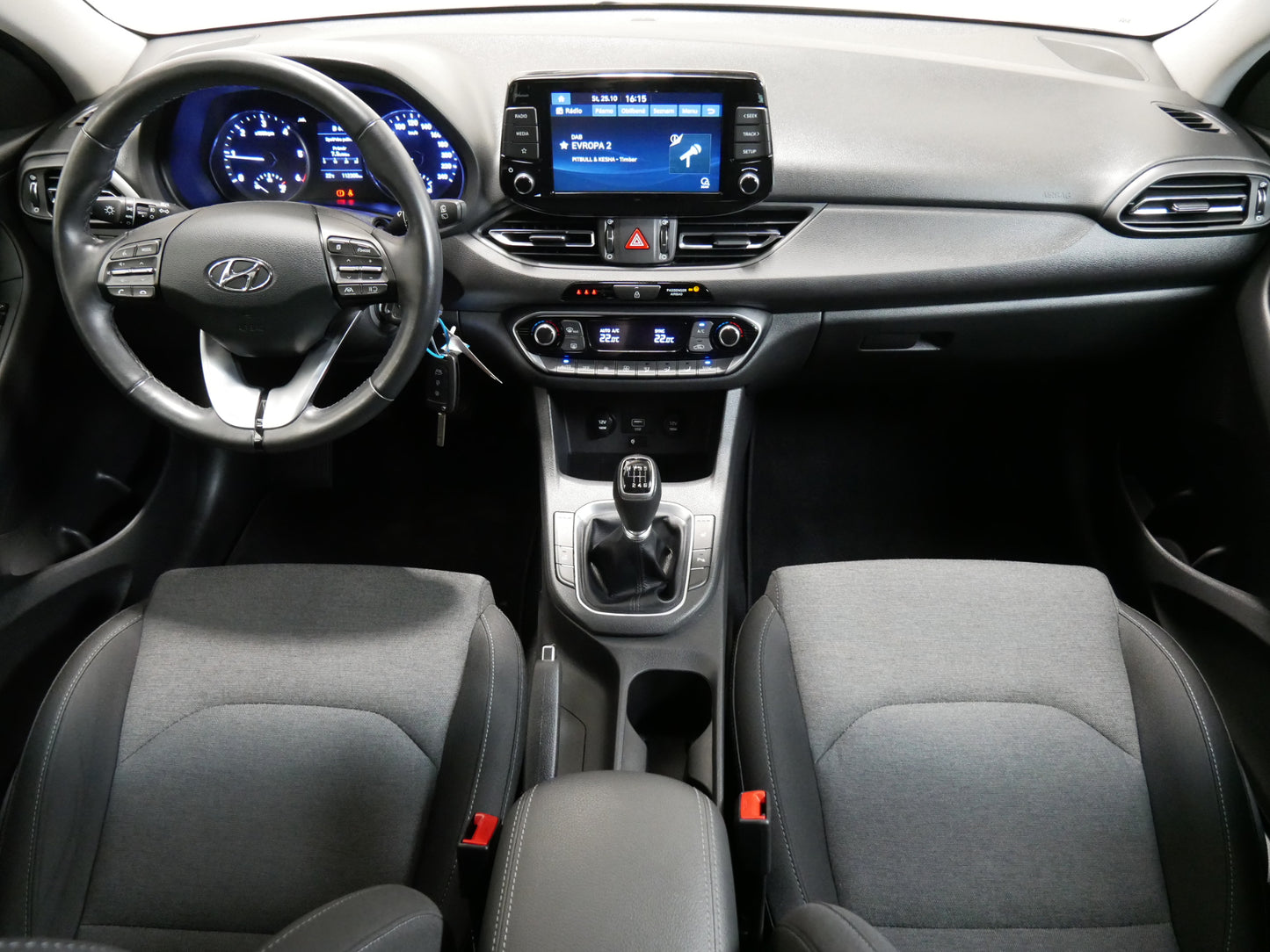 Hyundai i30 1.6 CRDI/85kW/LED/KAMERA/SERVIS/CZ/DPH