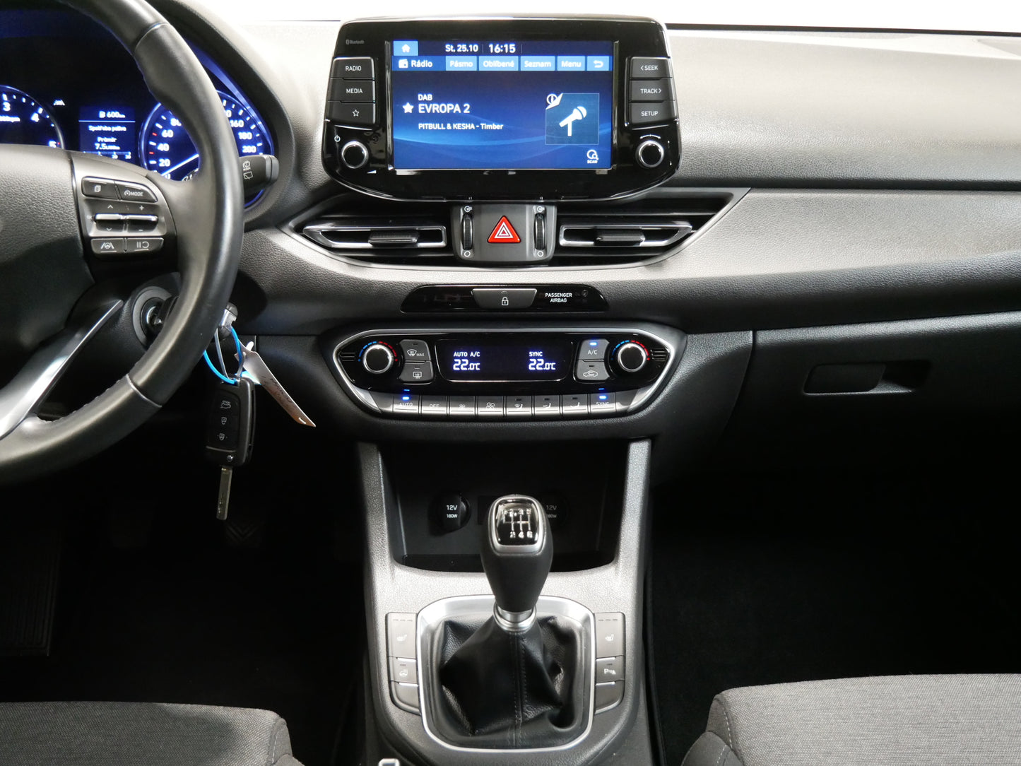 Hyundai i30 1.6 CRDI/85kW/LED/KAMERA/SERVIS/CZ/DPH