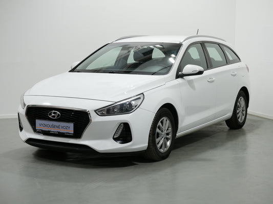 Hyundai i30 1.6 CRDI Trikolor