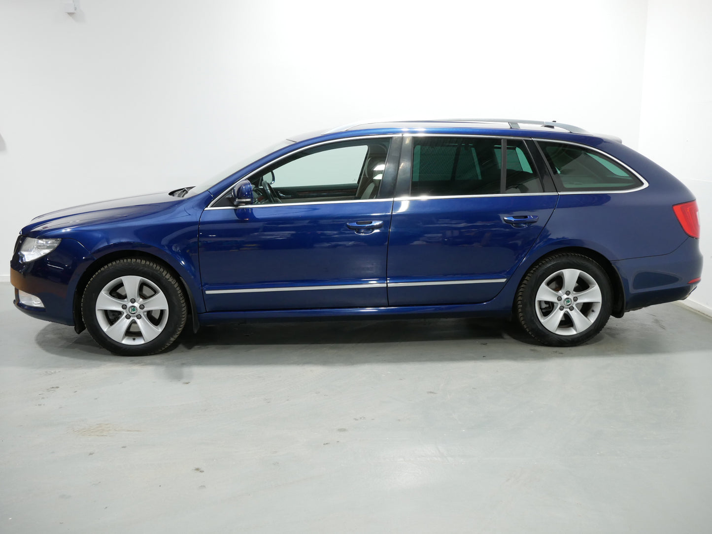 Škoda Superb 2.0 TDI 103 kW Elegance