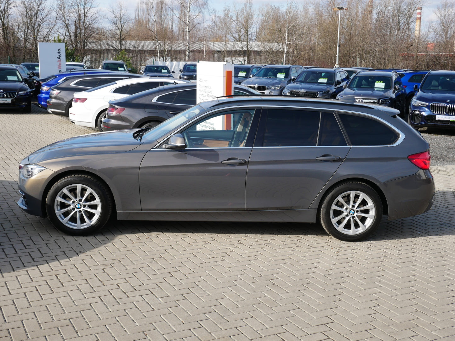 BMW Řada 3 320i 135 kW xDRIVE