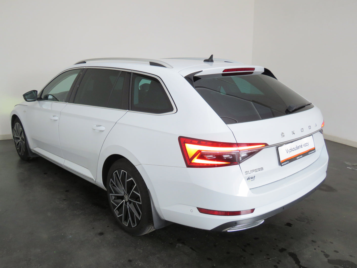 Škoda Superb 2.0 TDI L&K Paket Columbus