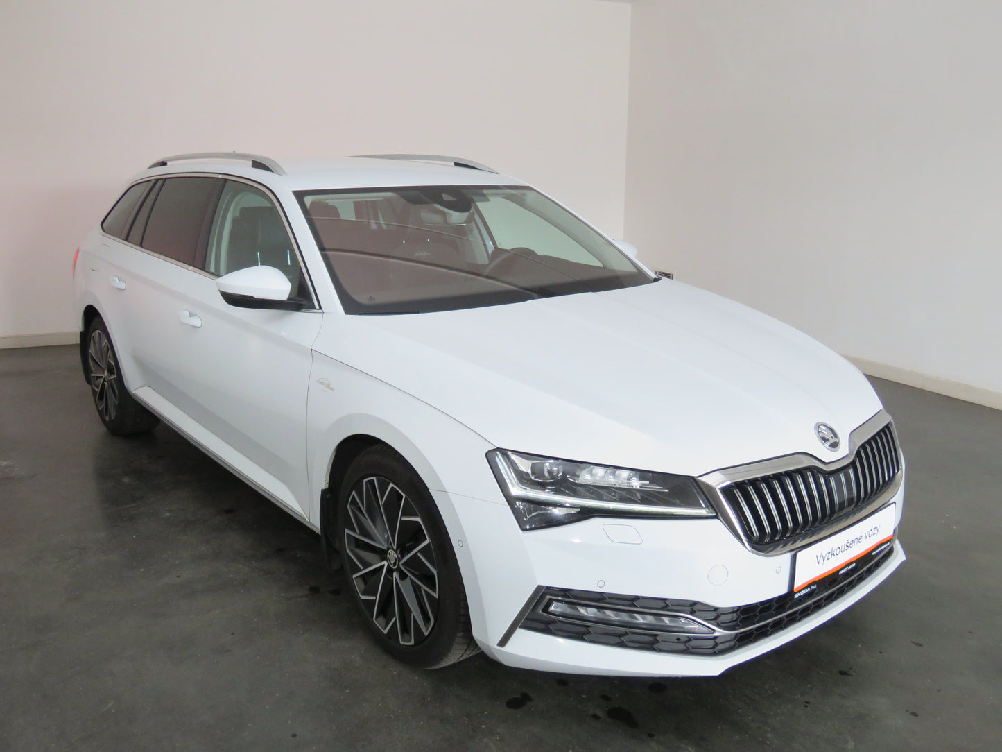 Škoda Superb 2.0 TDI L&K Paket Columbus