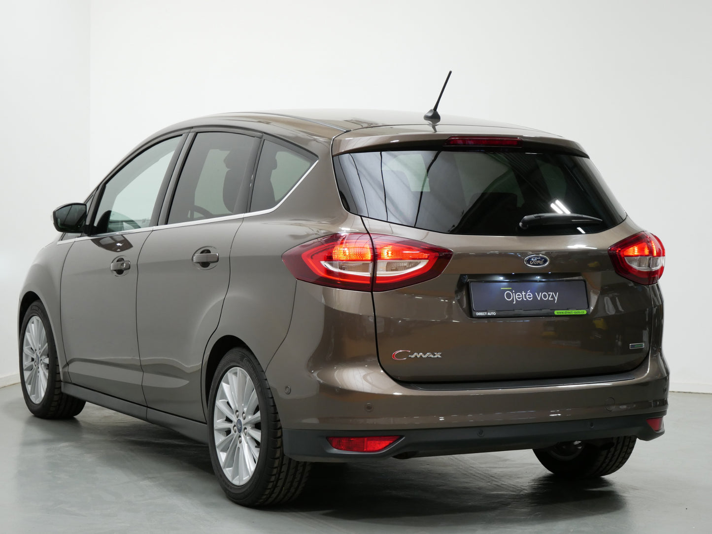 Ford C-MAX 1.5 Eco Boost 110 kW Titanium