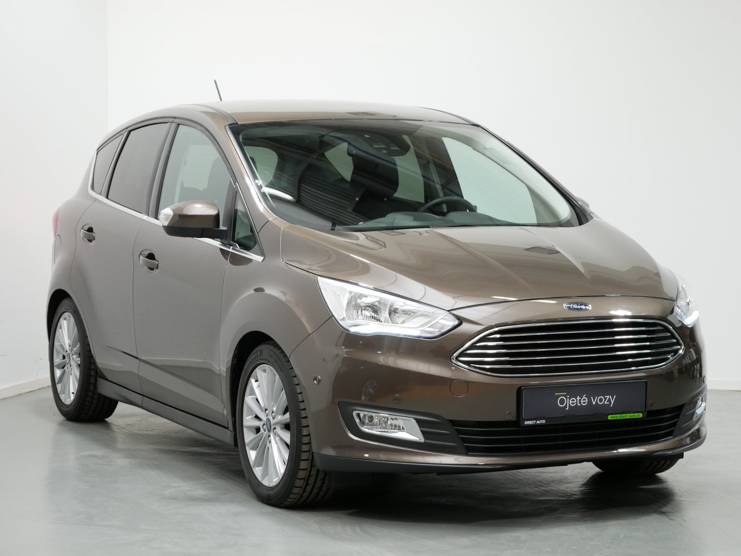 Ford C-MAX 1.5 Eco Boost 110 kW Titanium