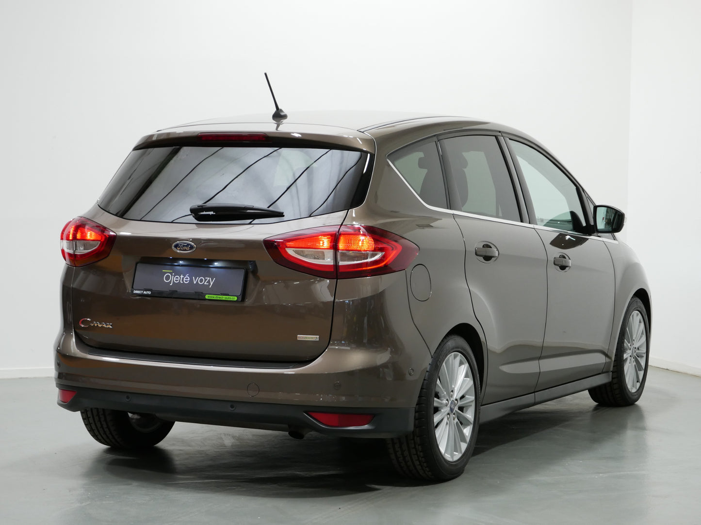 Ford C-MAX 1.5 Eco Boost 110 kW Titanium