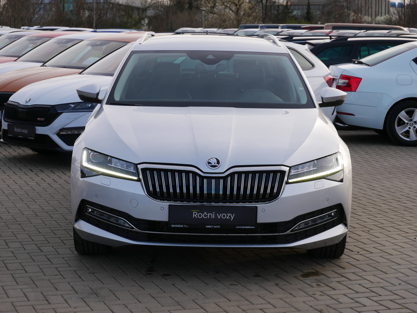 Škoda Superb 2.0 TDI 110 kW Style Plus