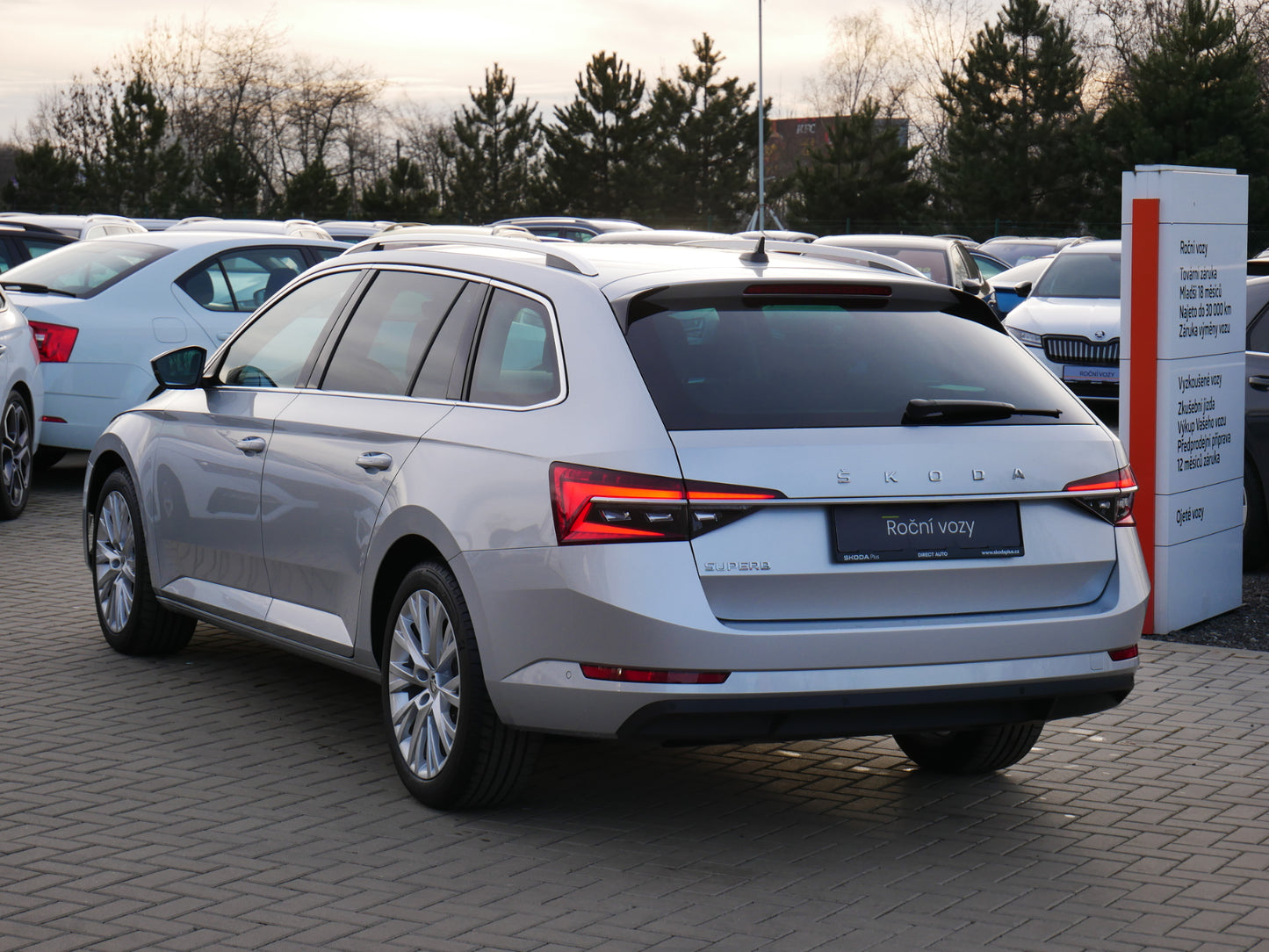 Škoda Superb 2.0 TDI 110 kW Style Plus