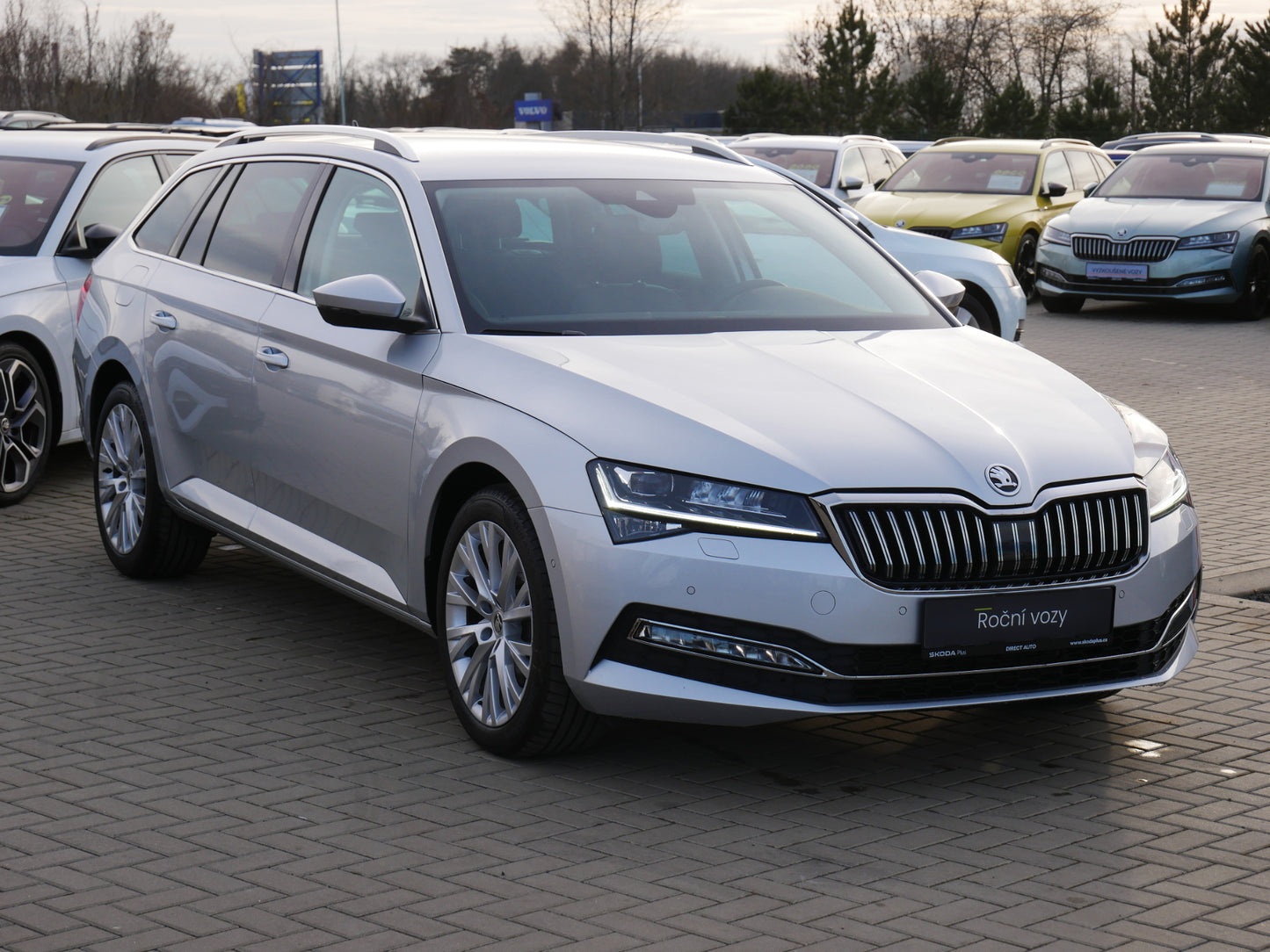 Škoda Superb 2.0 TDI 110 kW Style Plus