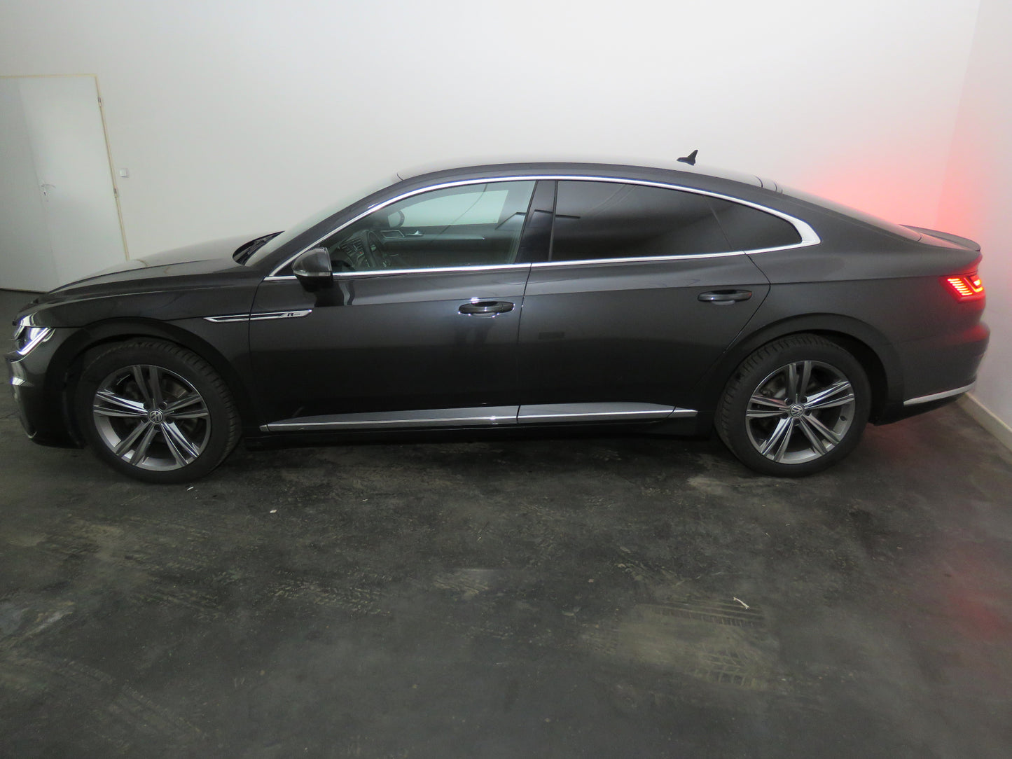 Volkswagen Arteon 2.0 TDI R-Line