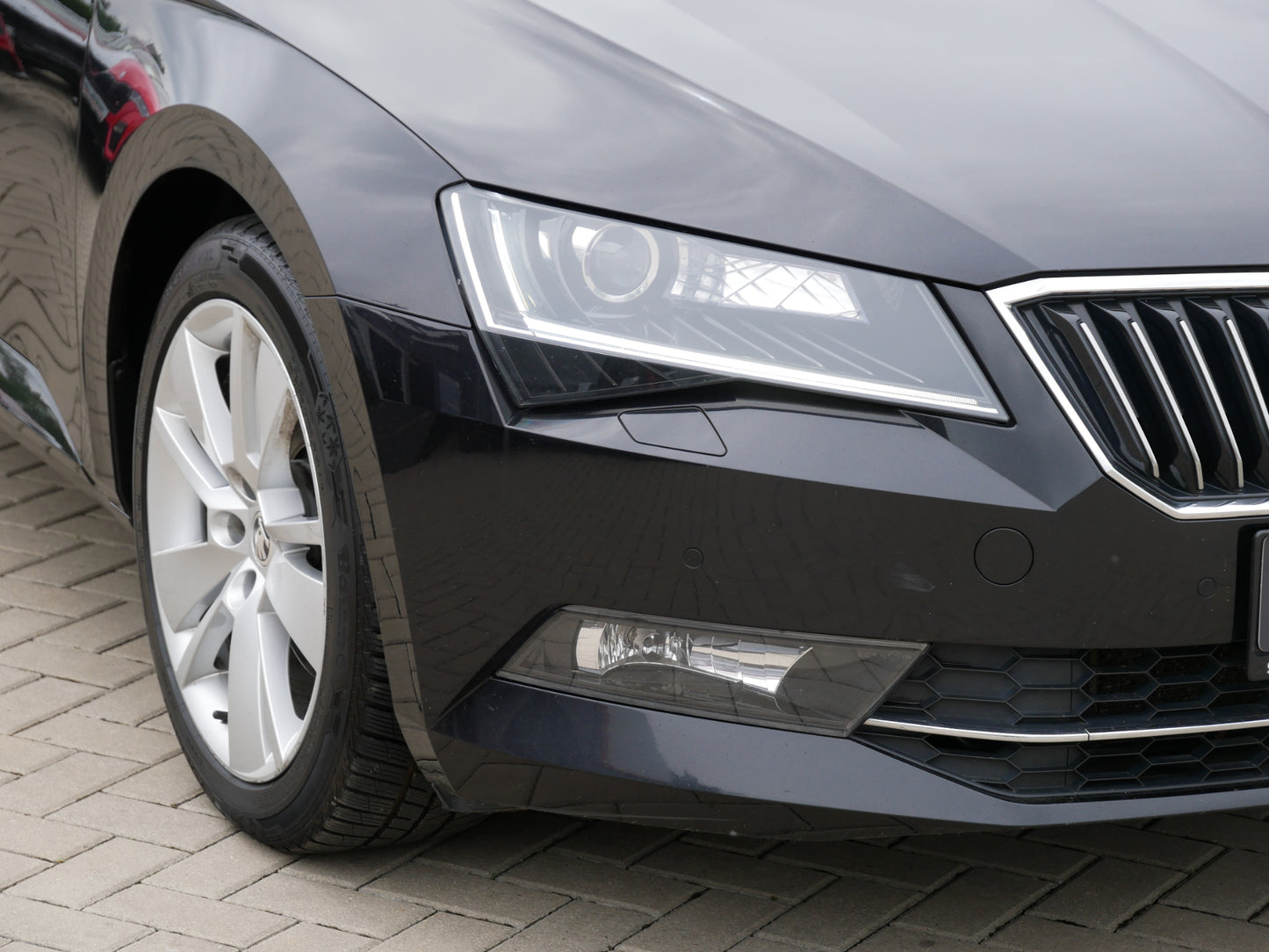 Škoda Superb 2.0 TDI 140 kW Style