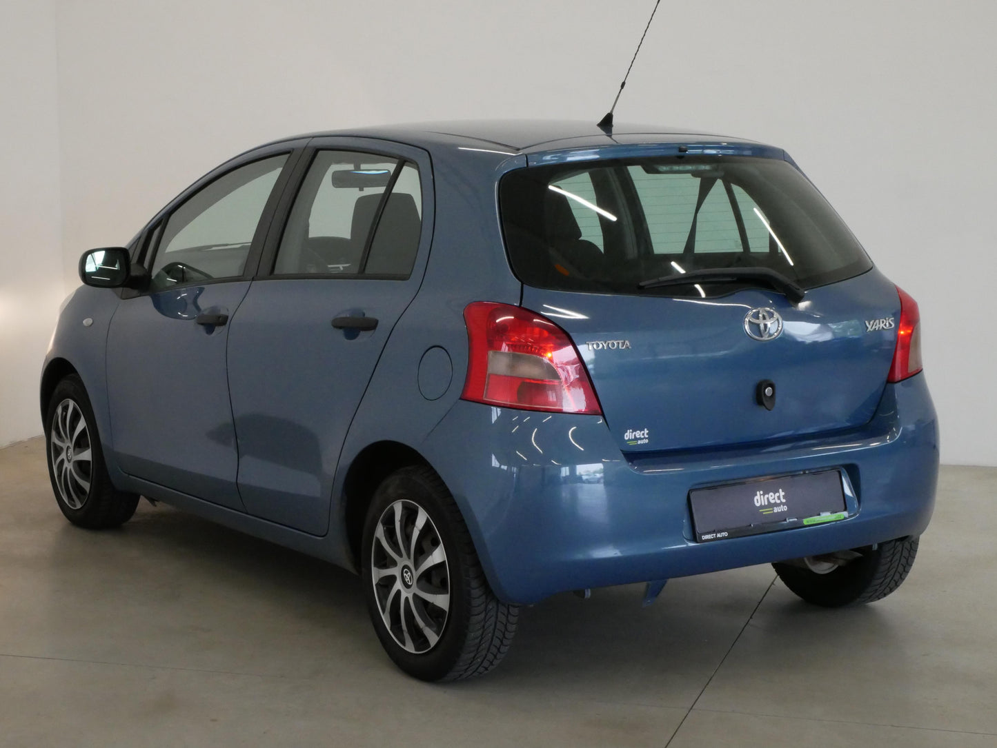 Toyota Yaris 1.3 VVT-i Terra Cool