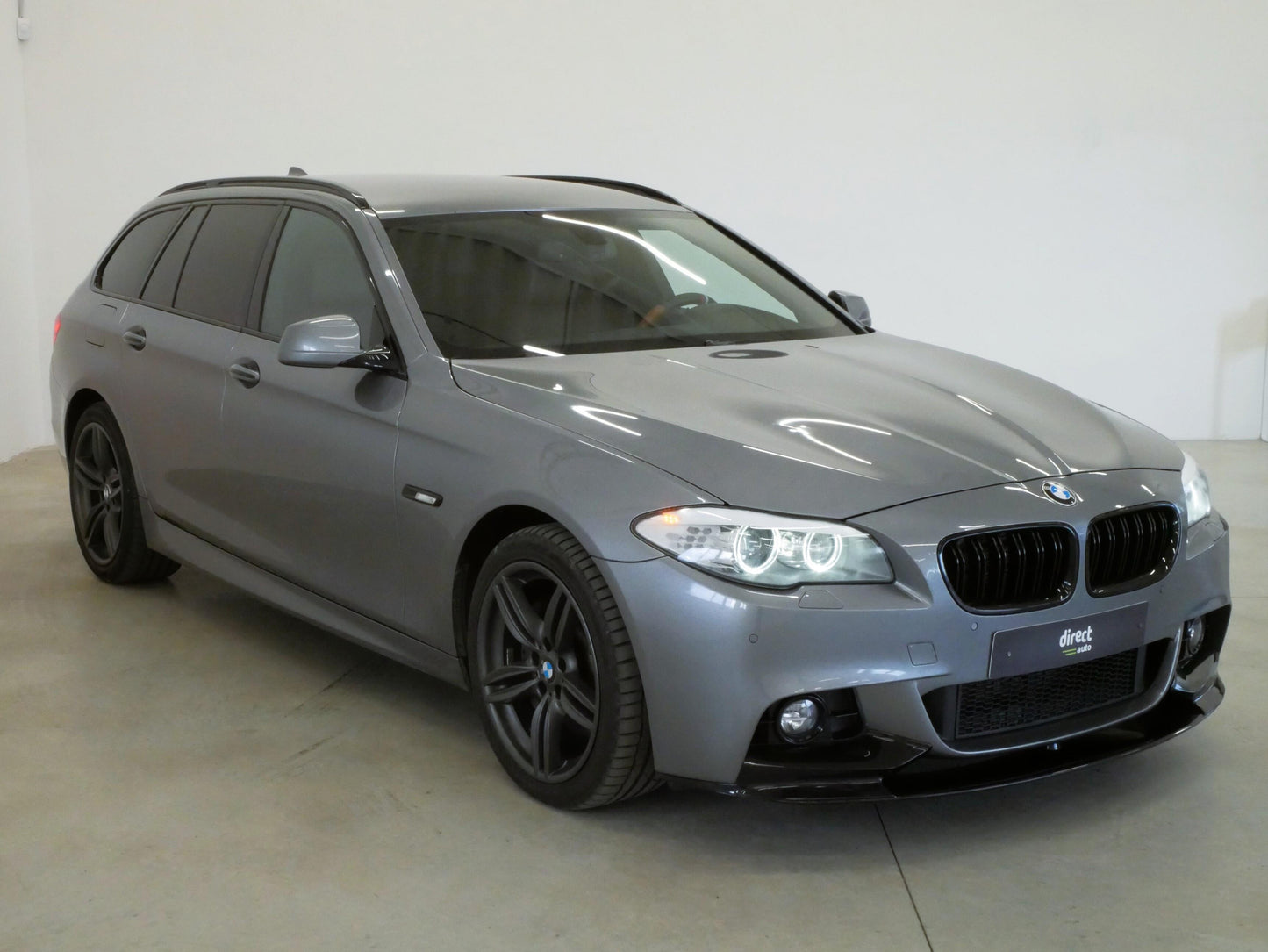 BMW Řada 5 530d xDrive M-paket Touring